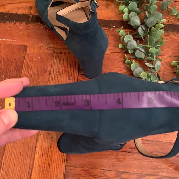 Franco Sarto Blue “Gayle” Heels - Picture 7 of 8